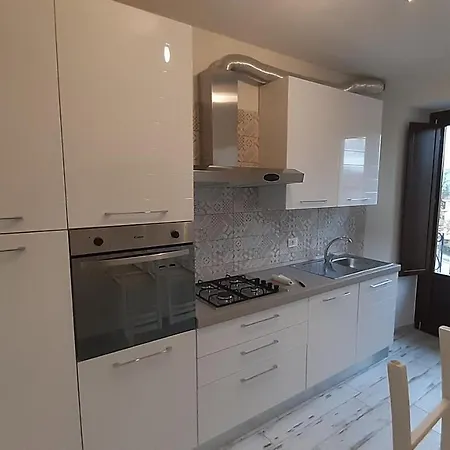 White Maison Apartment